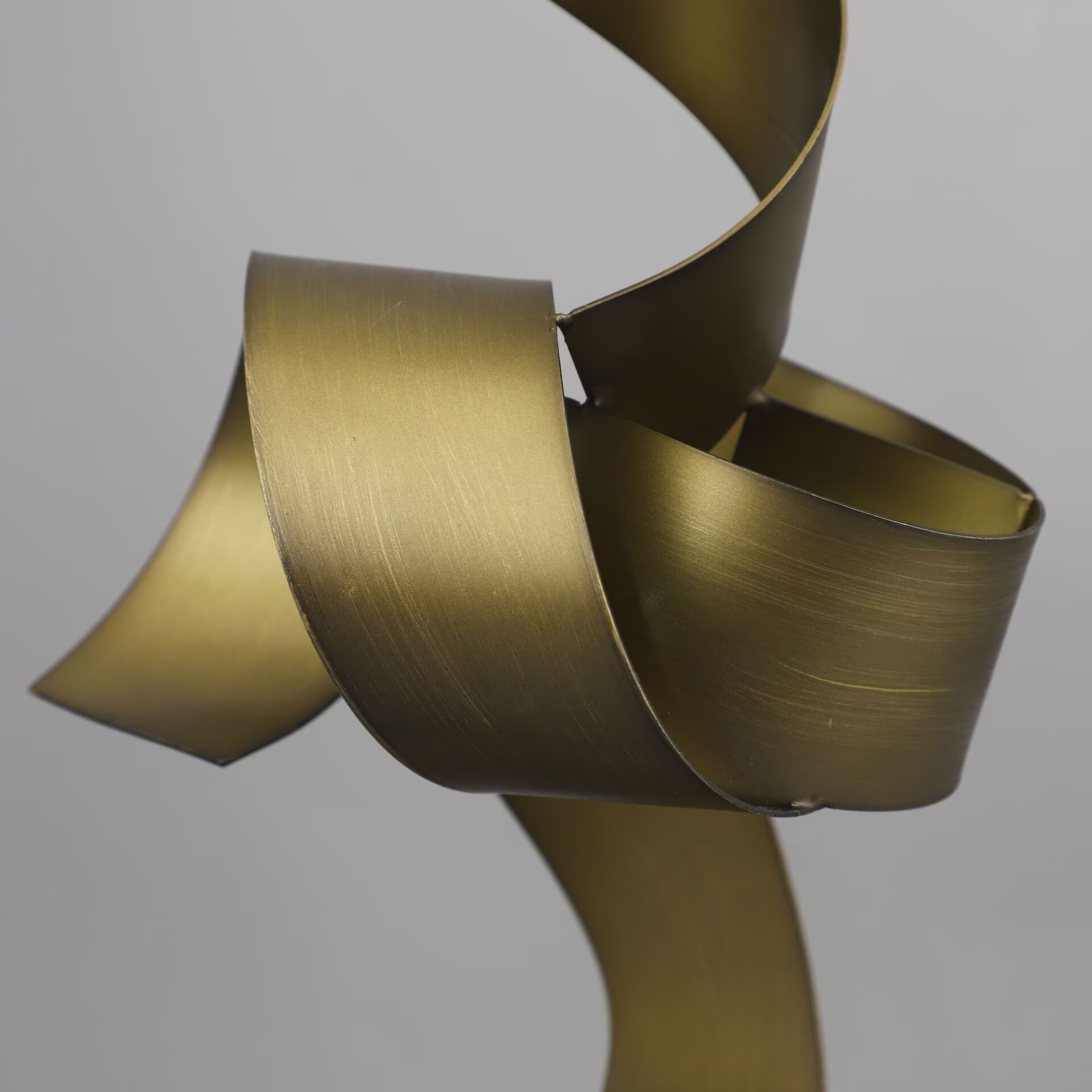 Nordic Running Figure Sculptur - Lighting Decor Inc ulasan dan harga